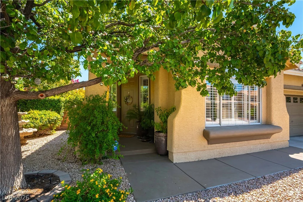 328 Autumn Palace, Las Vegas, NV 89144