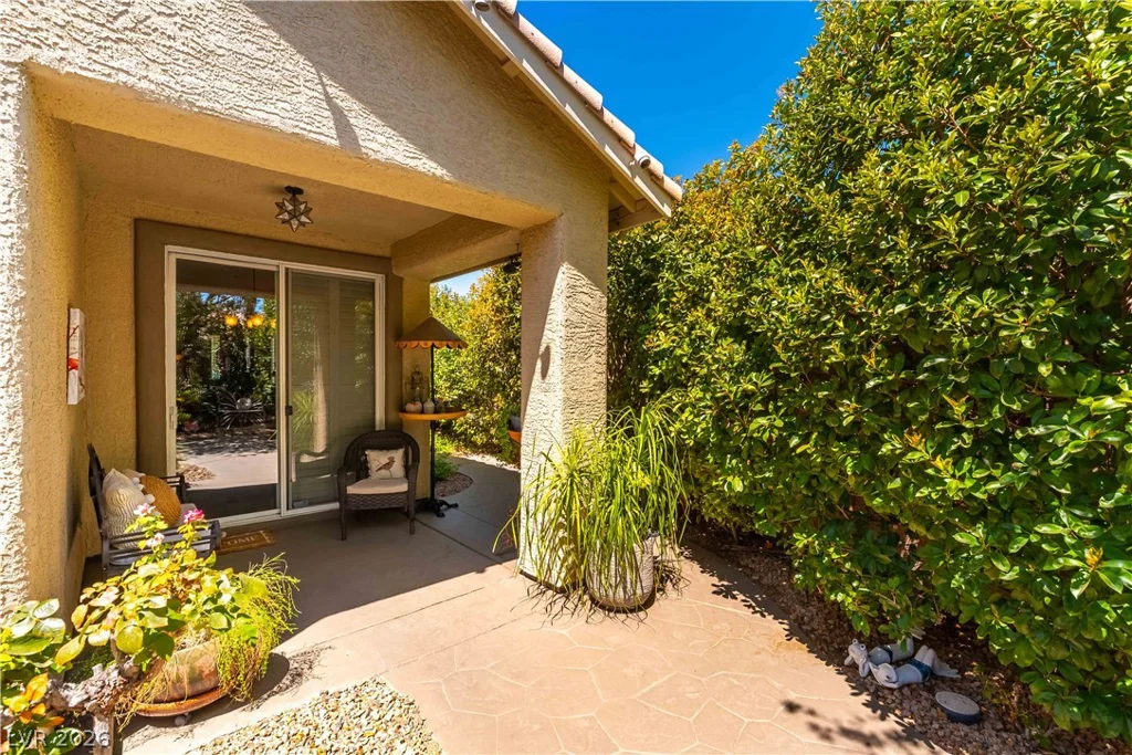 328 Autumn Palace, Las Vegas, NV 89144