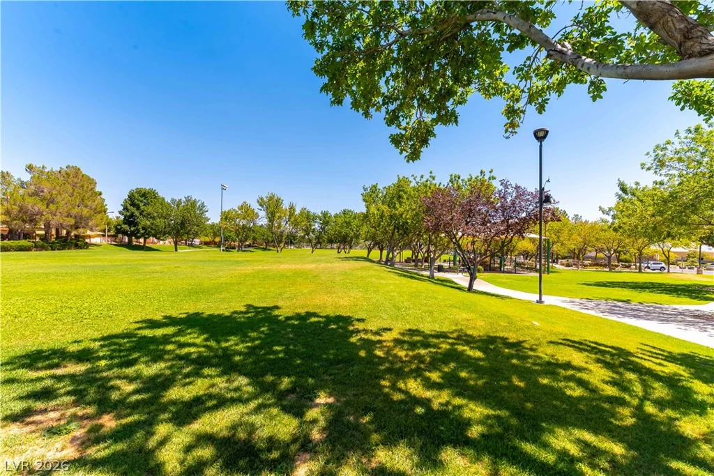 328 Autumn Palace, Las Vegas, NV 89144