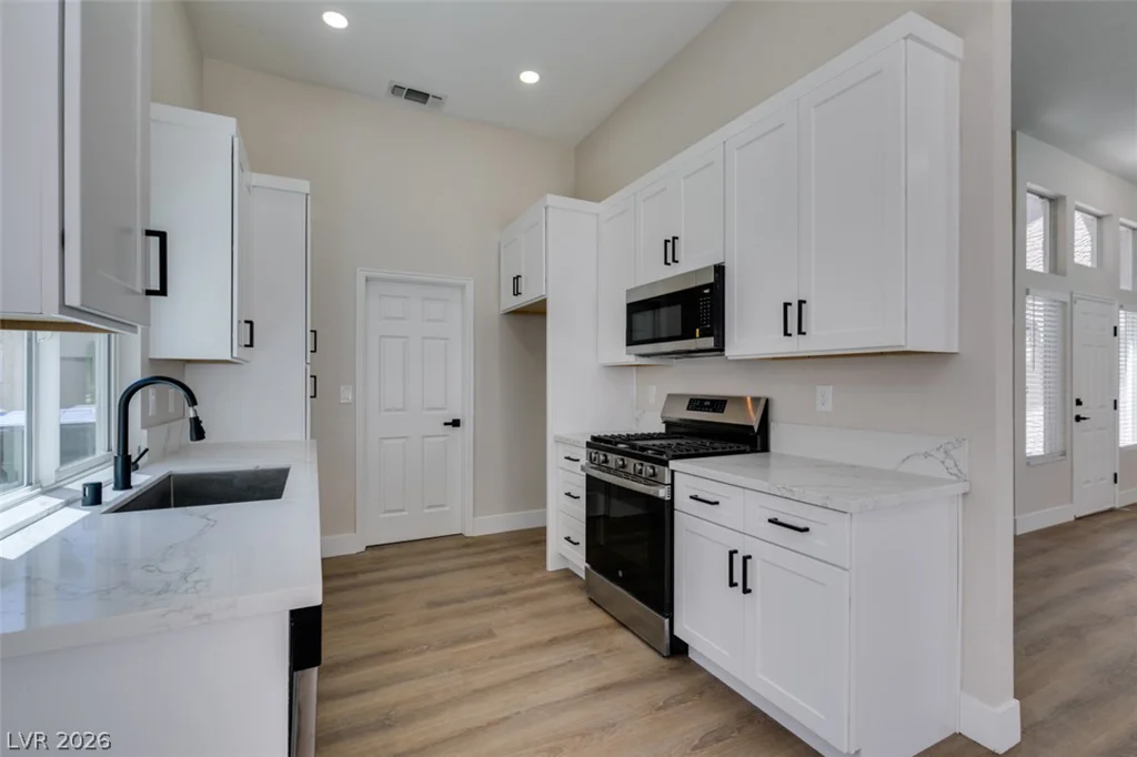 272 Grand Teton, Henderson, NV 89074