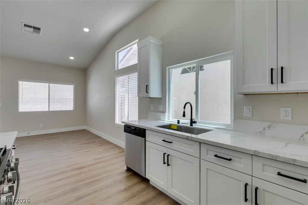 272 Grand Teton, Henderson, NV 89074