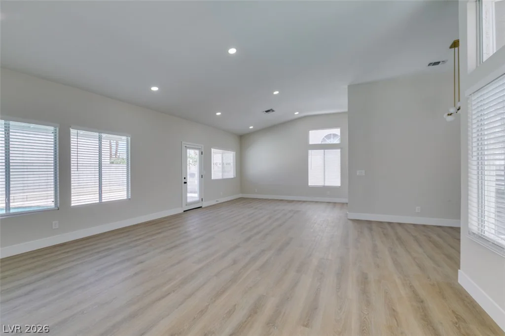 272 Grand Teton, Henderson, NV 89074