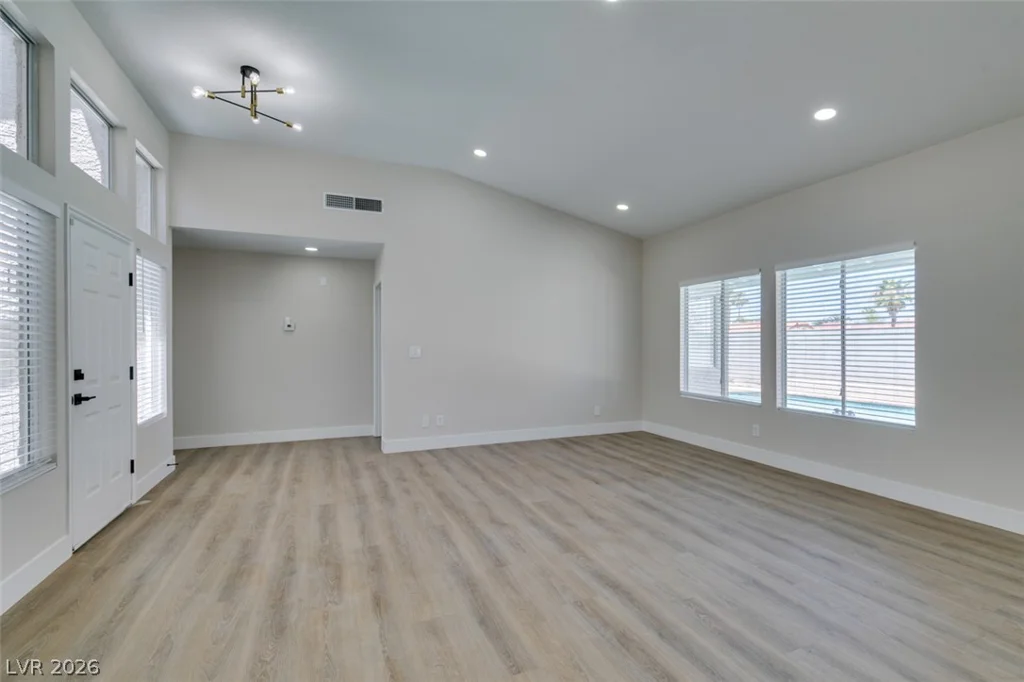 272 Grand Teton, Henderson, NV 89074