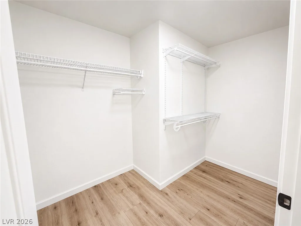 7476 Flowing Stream, Las Vegas, NV 89131