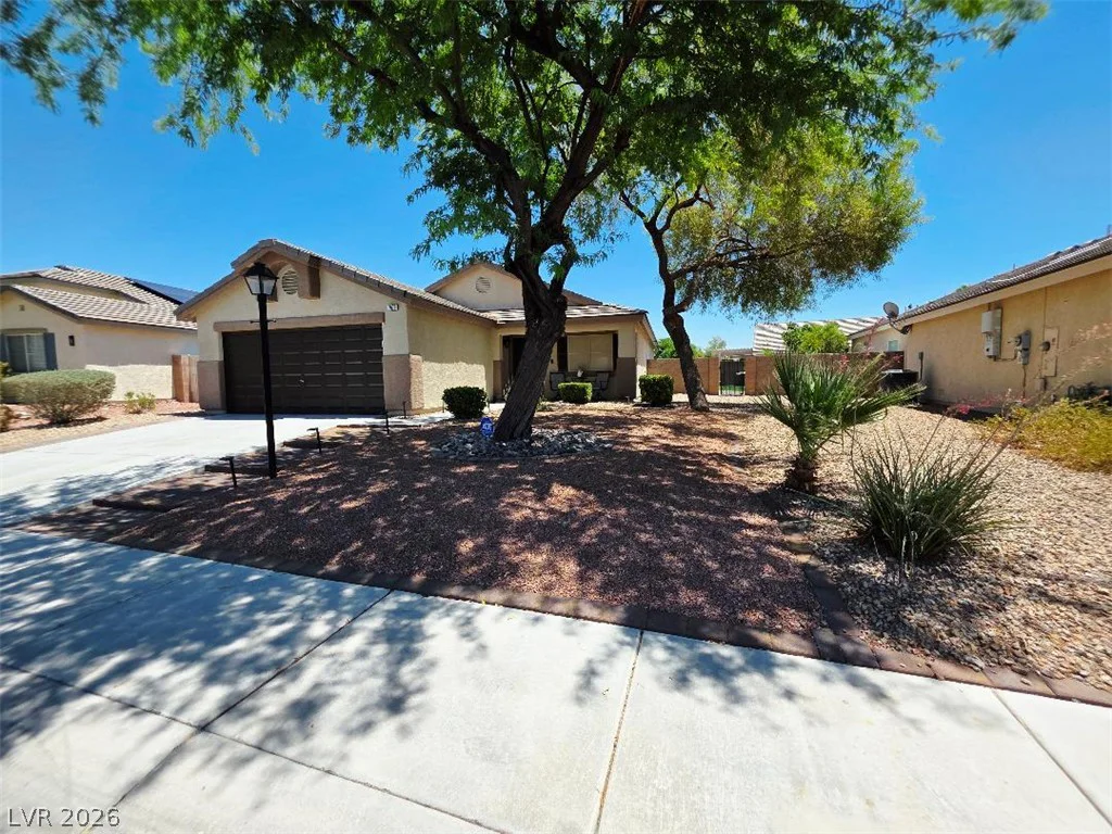 7476 Flowing Stream, Las Vegas, NV 89131