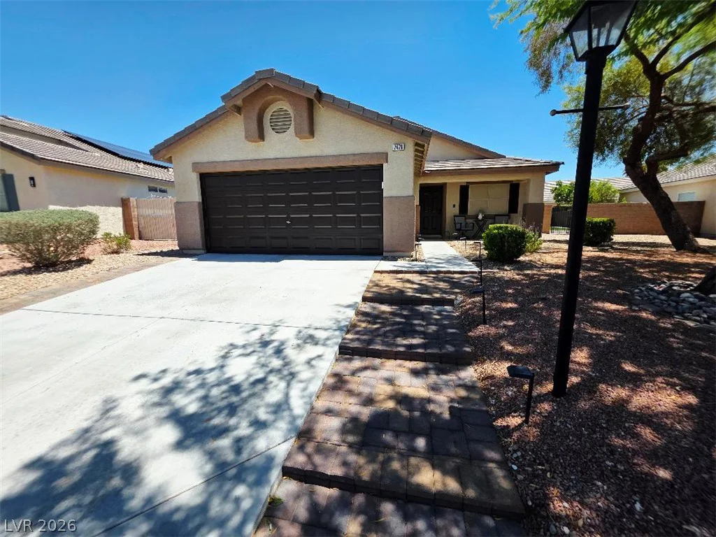 7476 Flowing Stream, Las Vegas, NV 89131