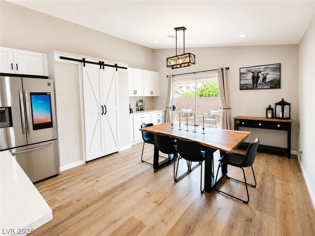 7476 Flowing Stream, Las Vegas, NV 89131