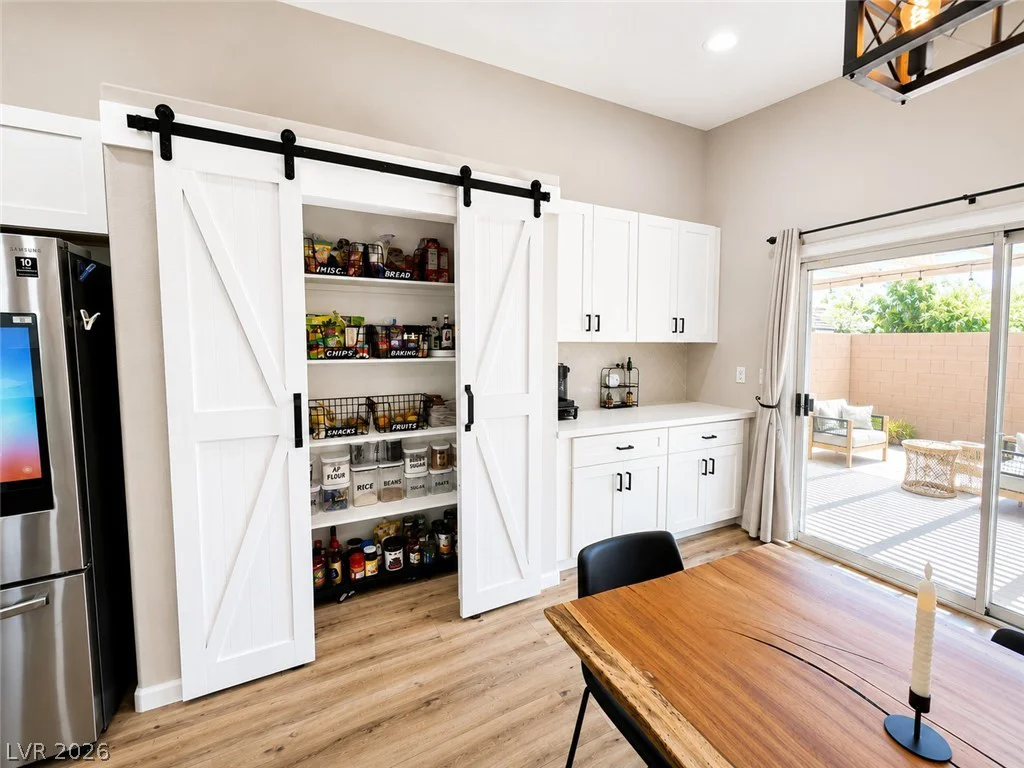 7476 Flowing Stream, Las Vegas, NV 89131