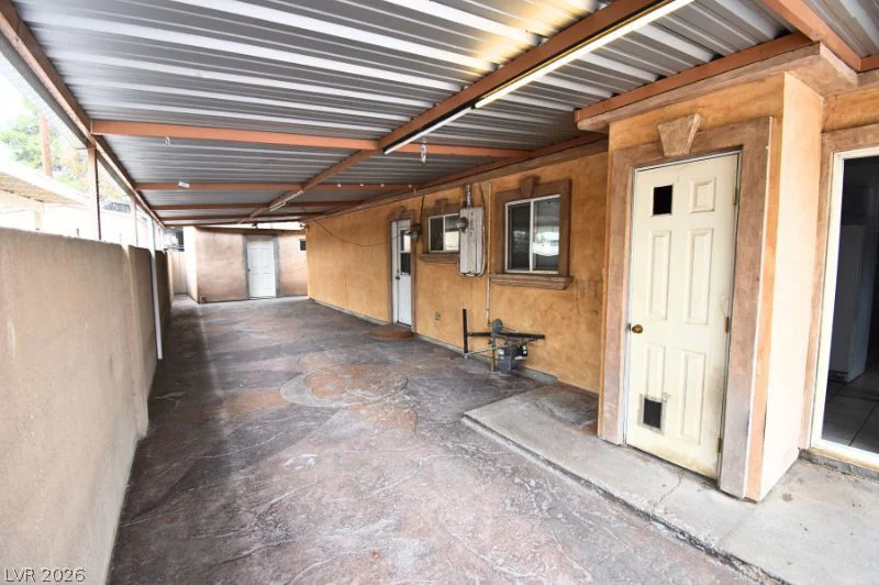 2212 Wengert, Las Vegas, NV 89104