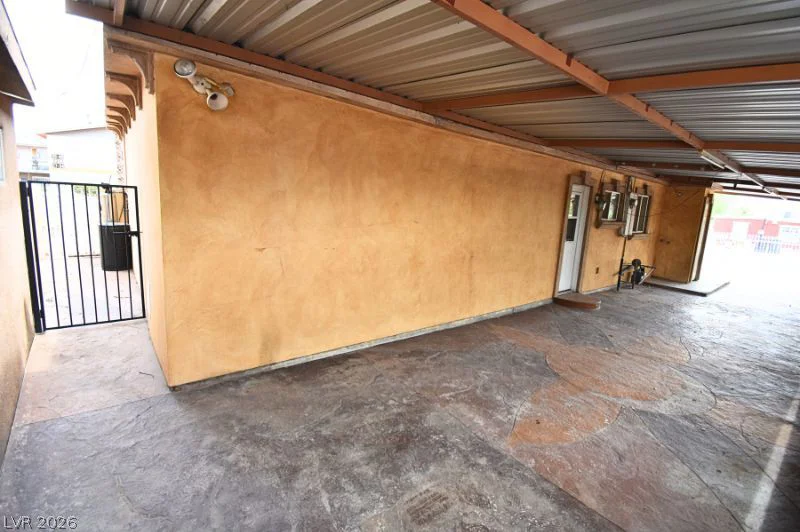 2212 Wengert, Las Vegas, NV 89104
