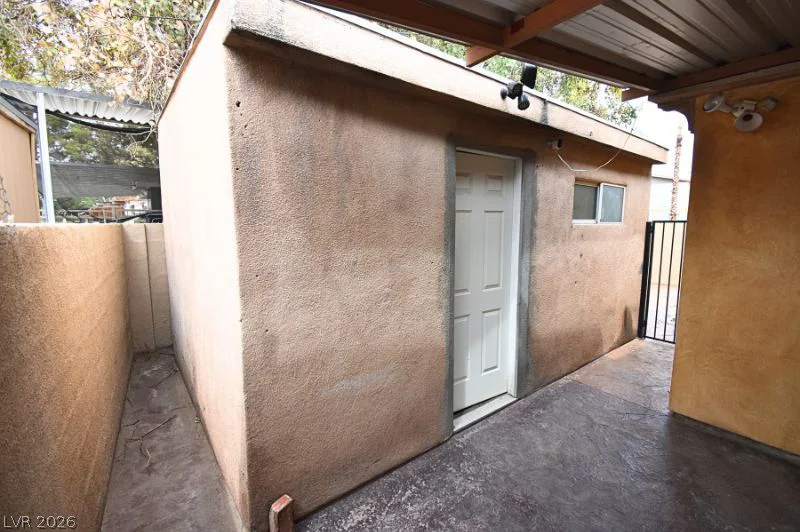 2212 Wengert, Las Vegas, NV 89104