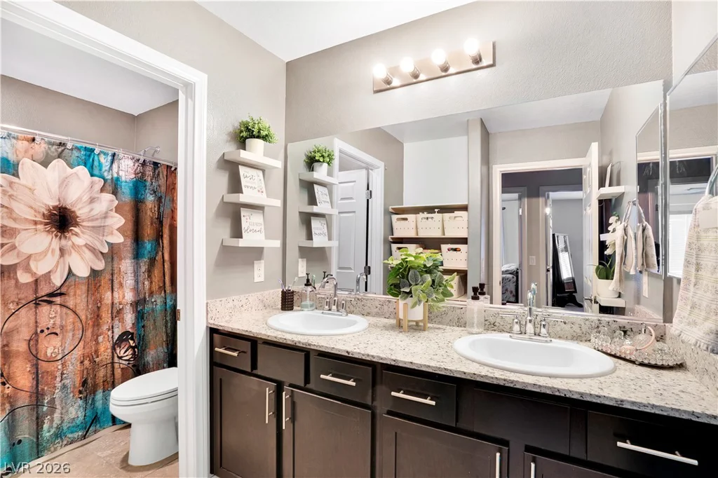 7645 Rosebark Cliffs, North Las Vegas, NV 89084