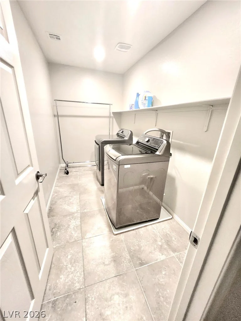 7645 Rosebark Cliffs, North Las Vegas, NV 89084