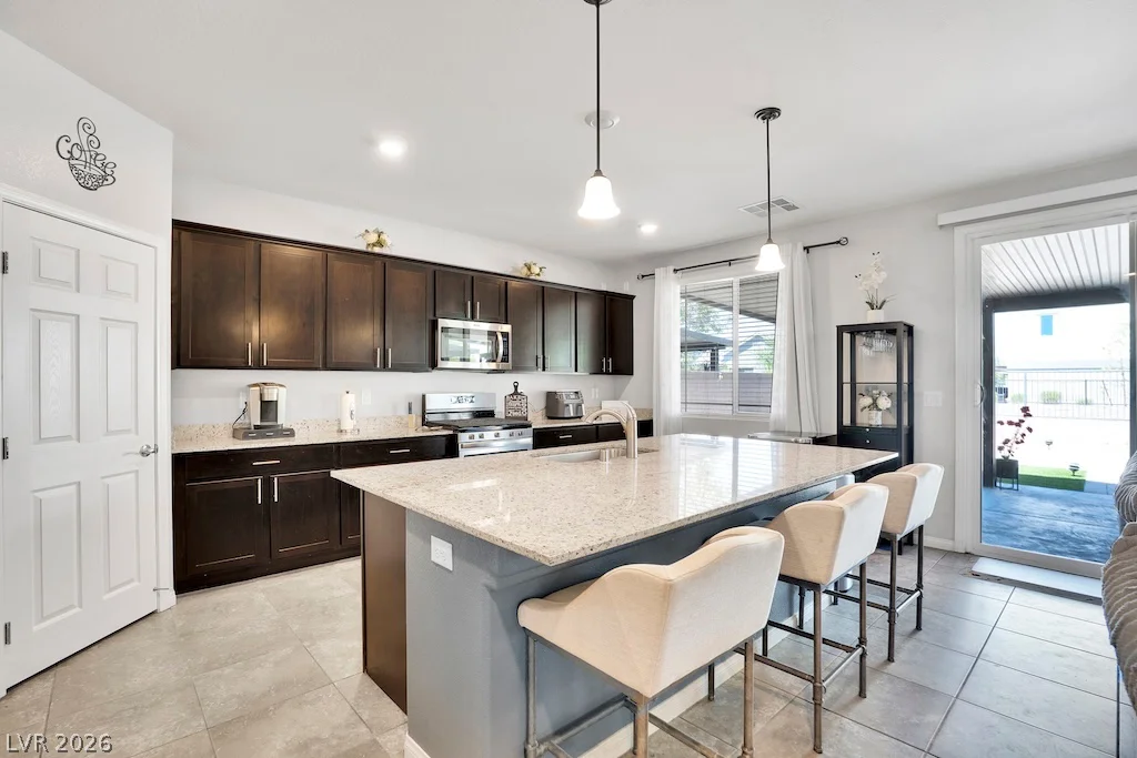 7645 Rosebark Cliffs, North Las Vegas, NV 89084