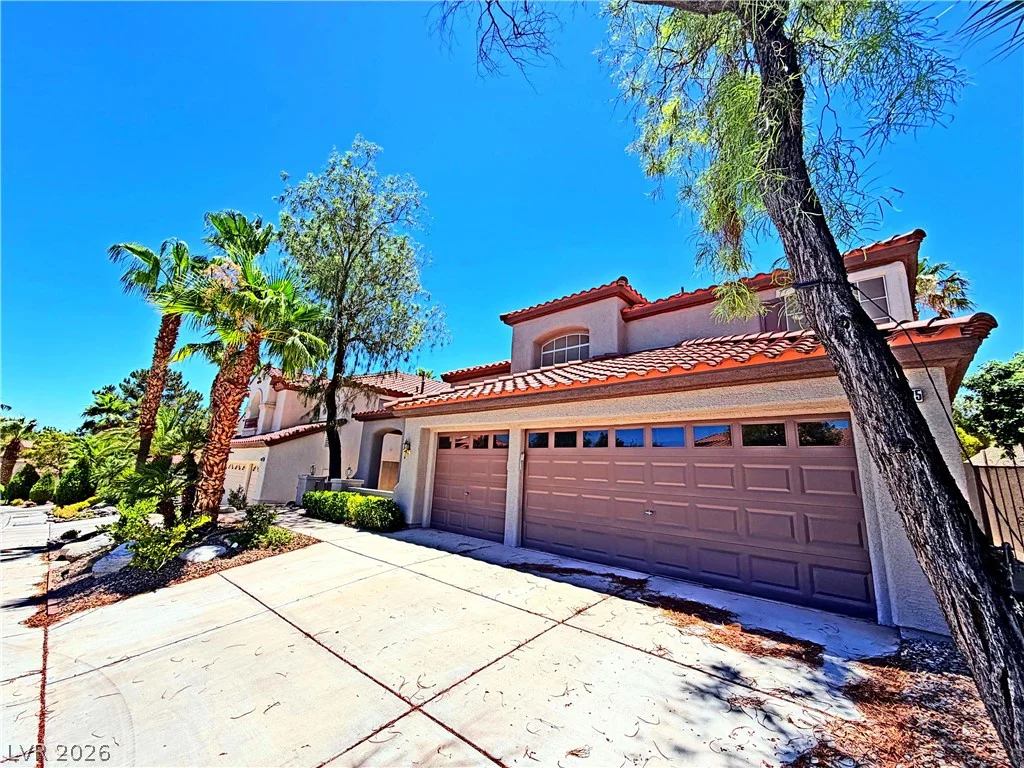 10225 Red Bridge, Las Vegas, NV 89134