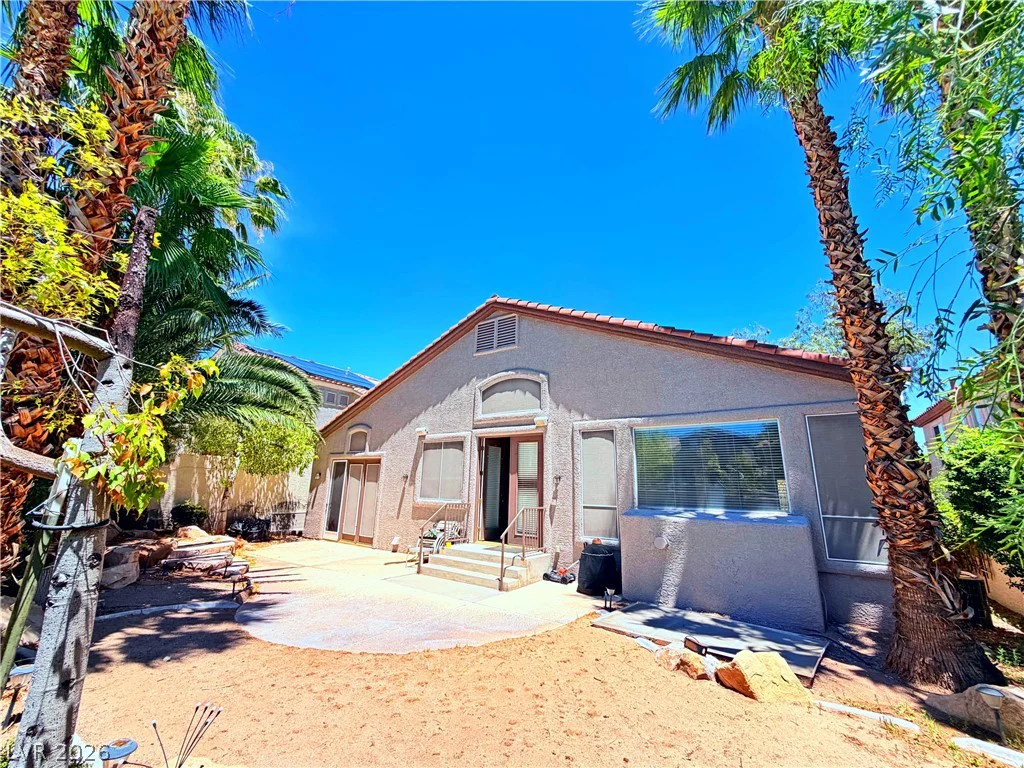10225 Red Bridge, Las Vegas, NV 89134