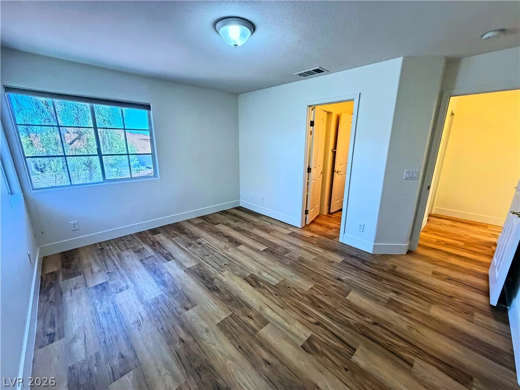 10225 Red Bridge, Las Vegas, NV 89134