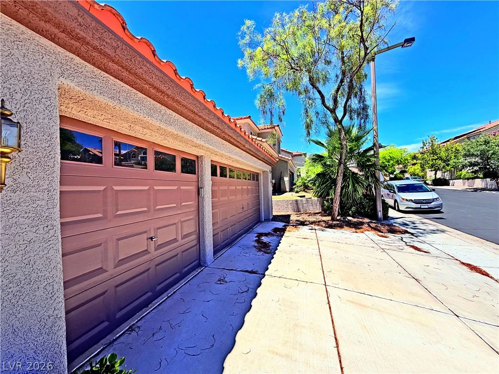 10225 Red Bridge, Las Vegas, NV 89134