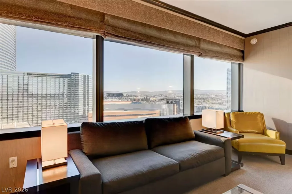 2600 Harmon, Las Vegas, NV 89158