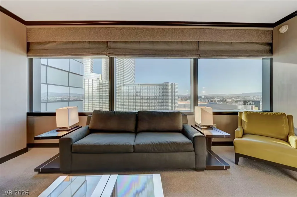 2600 Harmon, Las Vegas, NV 89158