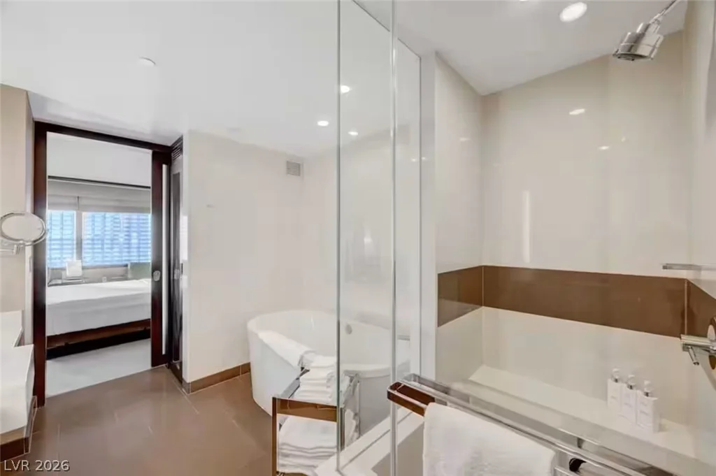 2600 Harmon, Las Vegas, NV 89158