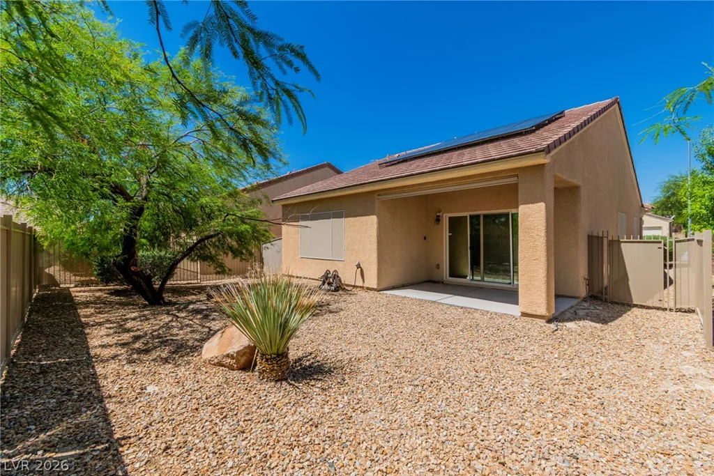7940 Golden Warbler, North Las Vegas, NV 89084