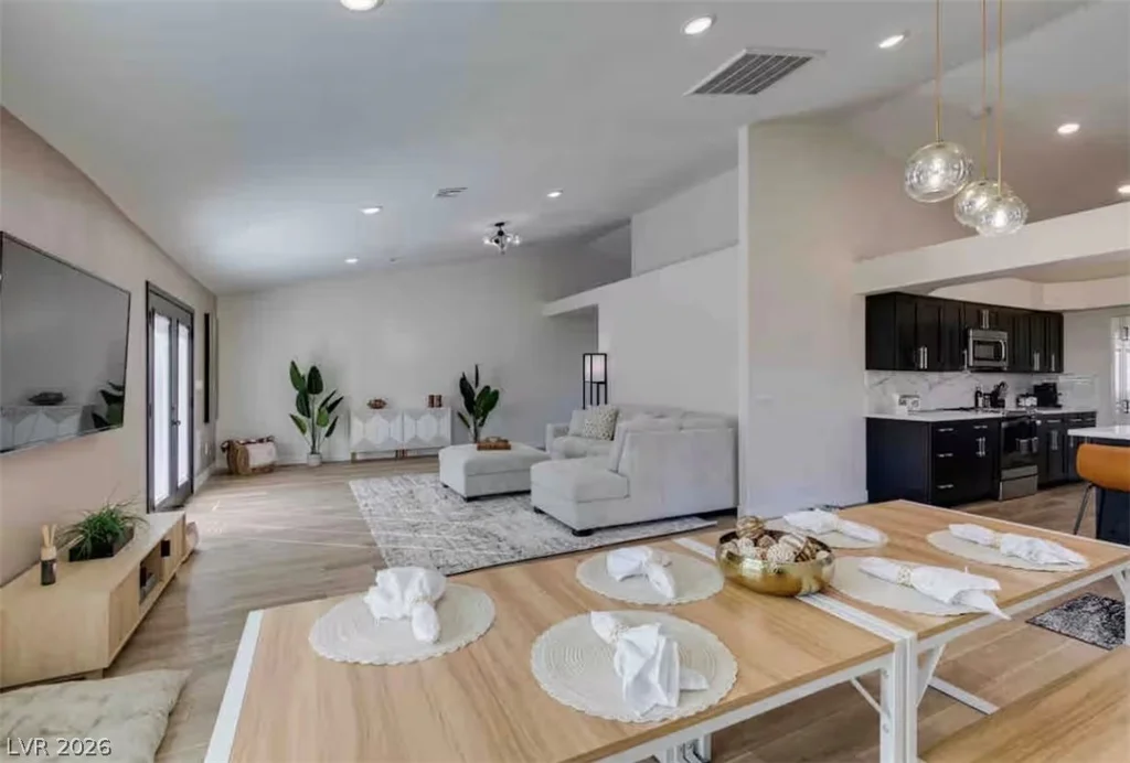 10745 Rancho Destino, Las Vegas, NV 89183