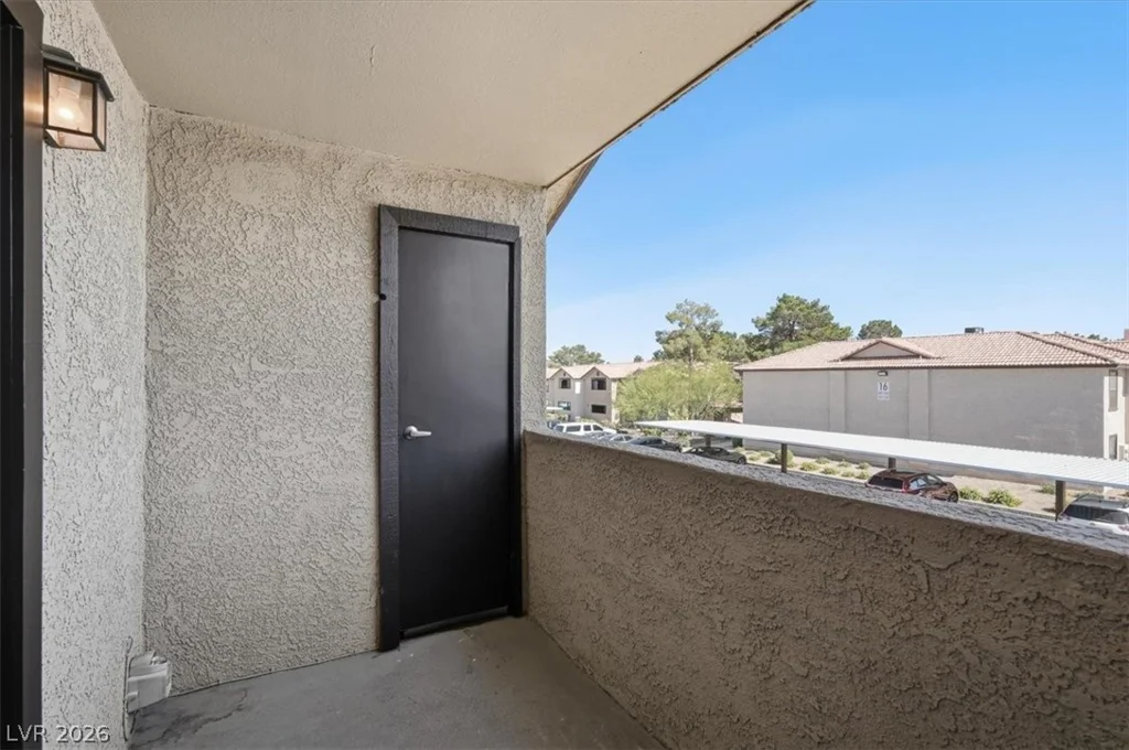 2451 Rainbow, Las Vegas, NV 89108