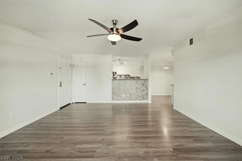 2451 Rainbow, Las Vegas, NV 89108