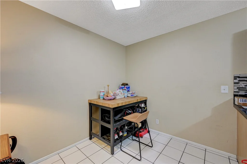 4734 Roberta, Las Vegas, NV 89119