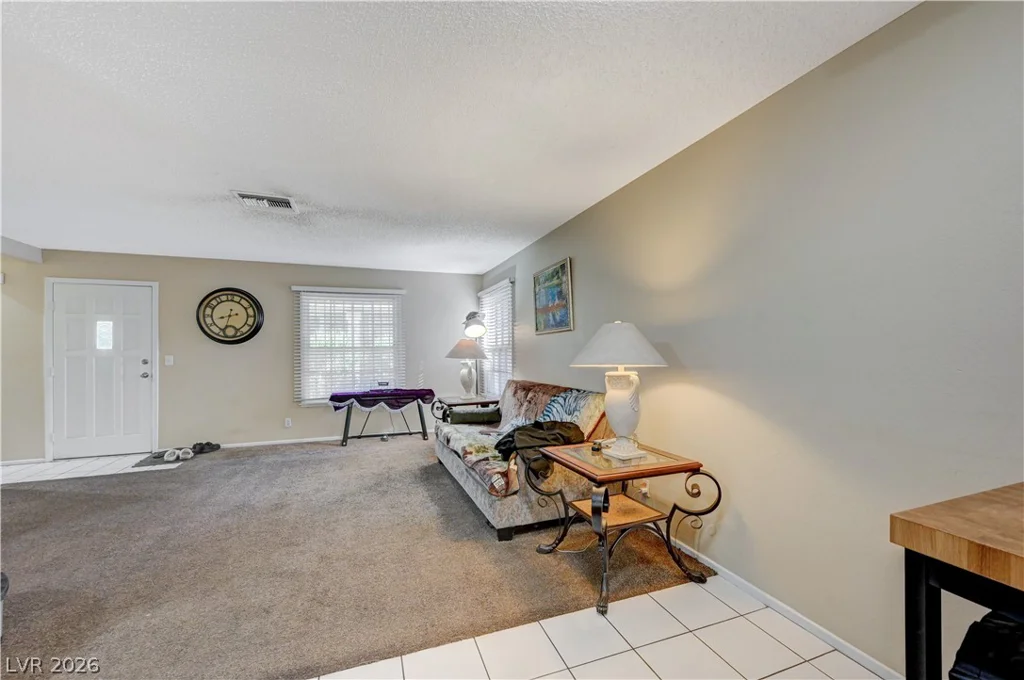 4734 Roberta, Las Vegas, NV 89119