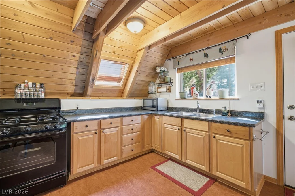2121 Via Mater Misercordia, Mount Charleston, NV 89124