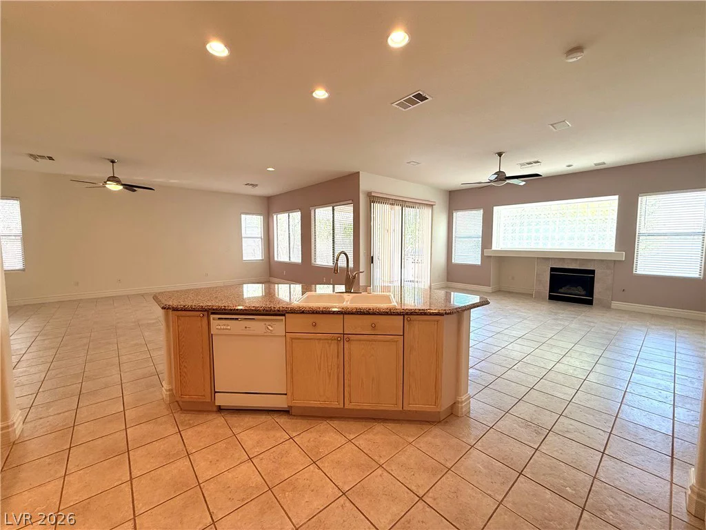 386 Apple River, Las Vegas, NV 89148