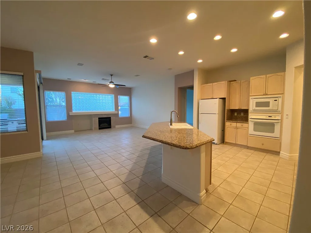 386 Apple River, Las Vegas, NV 89148