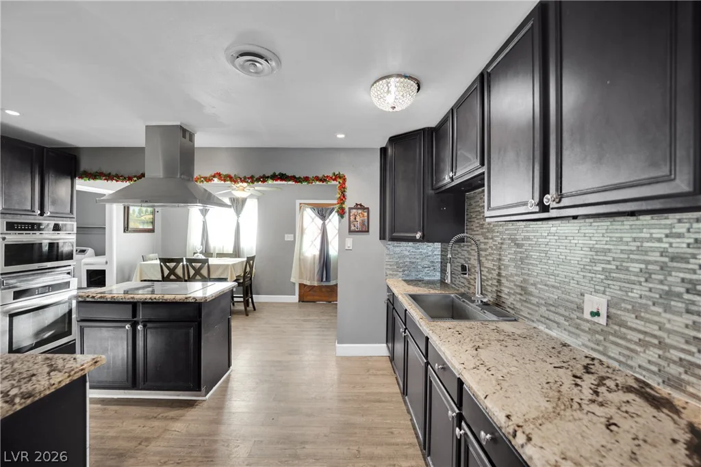 2221 Englestad, North Las Vegas, NV 89030