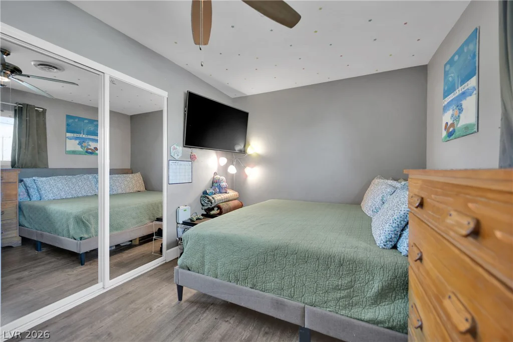 2221 Englestad, North Las Vegas, NV 89030
