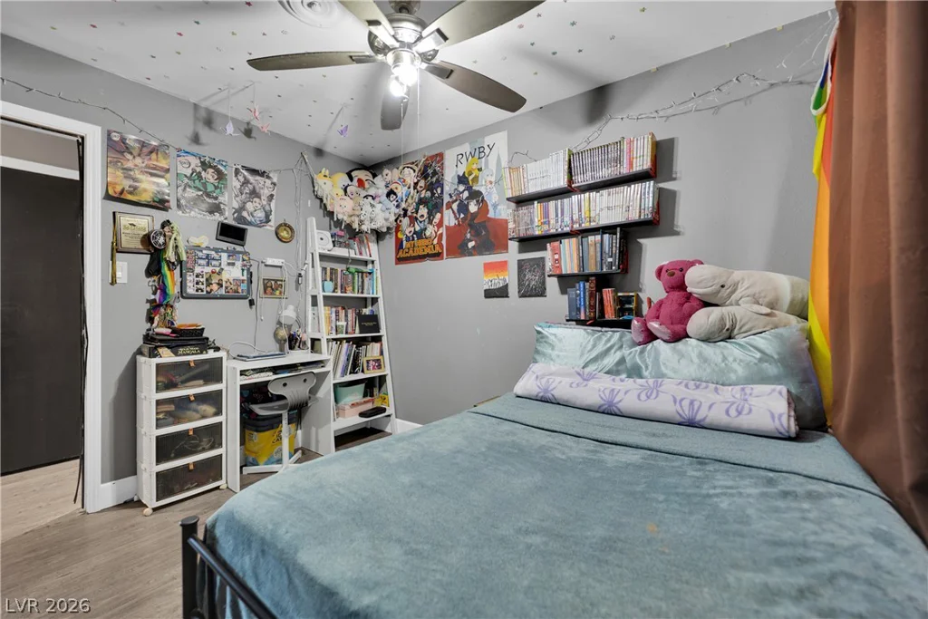 2221 Englestad, North Las Vegas, NV 89030