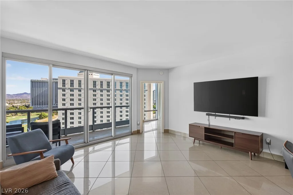 322 Karen, Las Vegas, NV 89109
