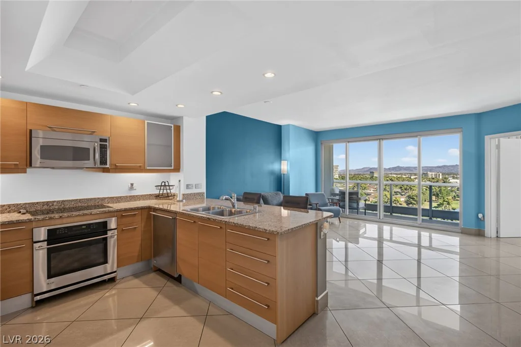 322 Karen, Las Vegas, NV 89109