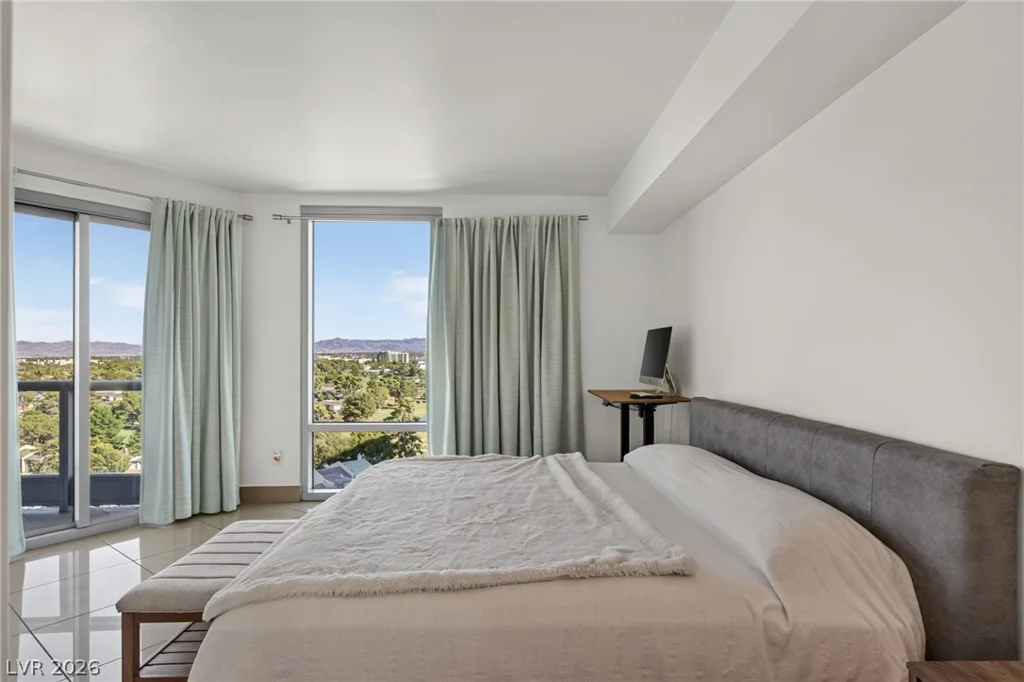 322 Karen, Las Vegas, NV 89109