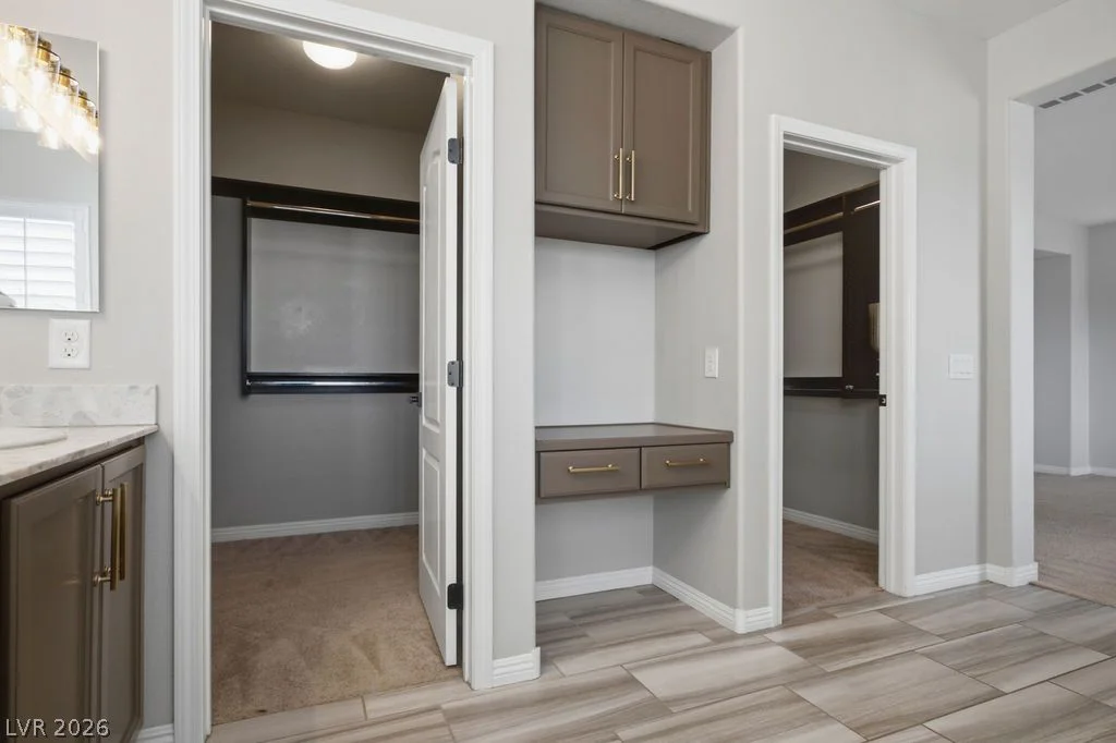 10327 Parkview Mountain, Las Vegas, NV 89166