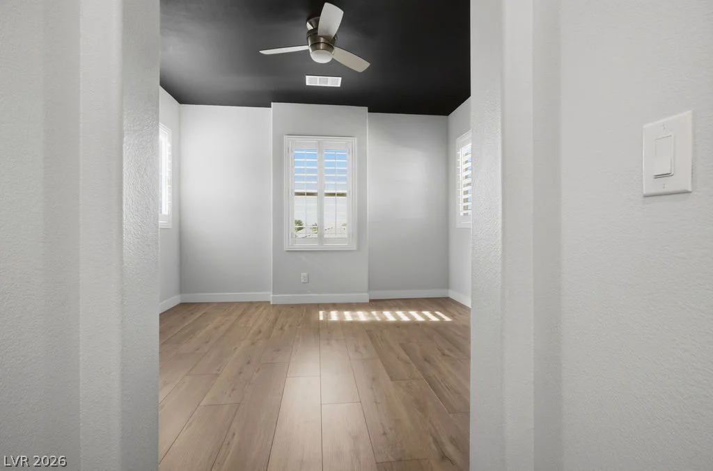 10327 Parkview Mountain, Las Vegas, NV 89166