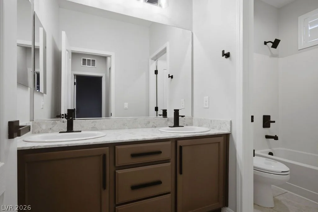 10327 Parkview Mountain, Las Vegas, NV 89166