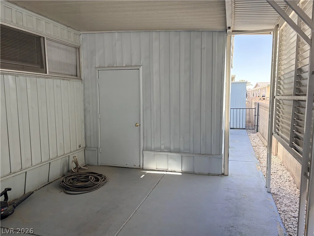 5107 Royal, Las Vegas, NV 89103