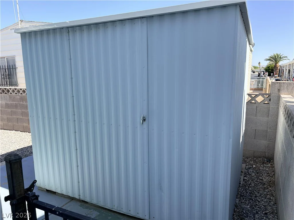 5107 Royal, Las Vegas, NV 89103