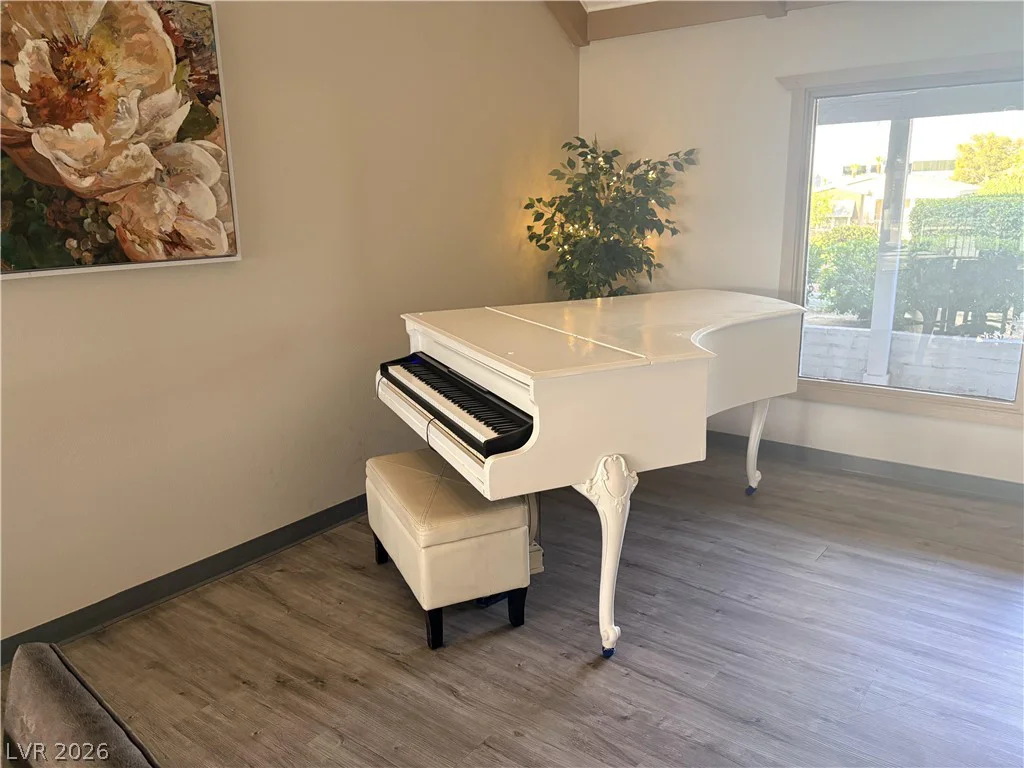 5107 Royal, Las Vegas, NV 89103