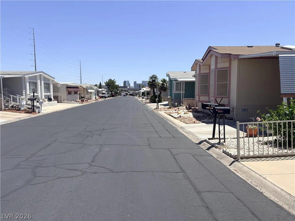 5107 Royal, Las Vegas, NV 89103