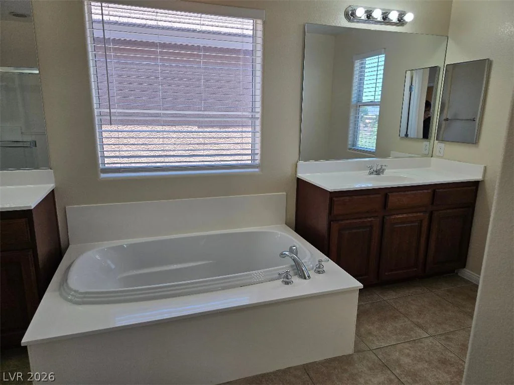 7668 Ambersnail, Las Vegas, NV 89139