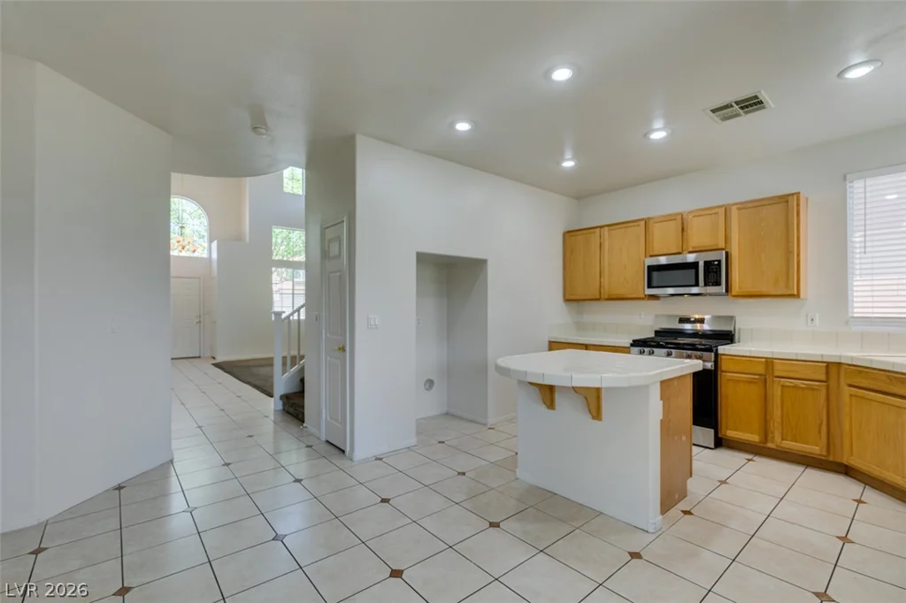10929 Esta Ponia, Las Vegas, NV 89144