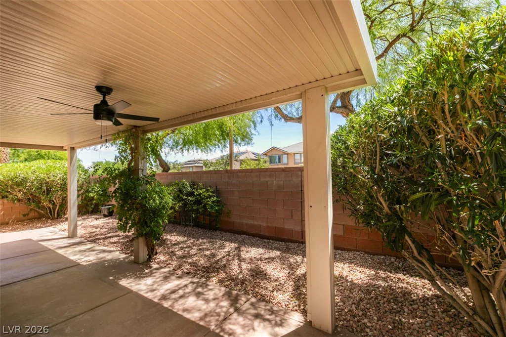 10929 Esta Ponia, Las Vegas, NV 89144